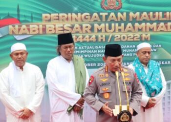 Hadiri Maulid Nabi, Kapolri : Terus Diterpa Masalah, Polri Sedang Diayak Jadi Emas 24 Karat 21