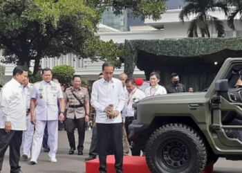 Presiden Jokowi Beri Nama 'Maung' untuk Kendaraan Taktis Produksi dalam Negeri 1