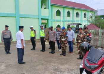 Wujud Kehadiran Polri di Tengah Masyarakat, Polres Melawi Melakukan Pengamanan Wisuda Santri Tahfizh Bustanul Qur'an 17