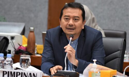 Komisi X : ‘Marketplace’ Guru Tak Selesaikan Akar Masalah Tenaga Pendidik Indonesia 2