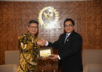 Sekjen DPR RI dan Duta Besar RI untuk Vietnam Bahas Kedatangan Ketua Majelis Nasional Vietnam 13