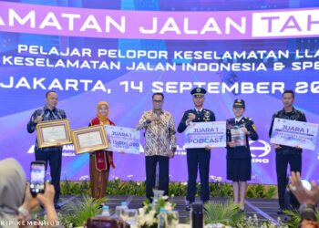 Beri Penghargaan Kepada Insan Peduli Keselamatan Jalan, Menhub Ajak Generasi Muda Jadi Pelopor 1