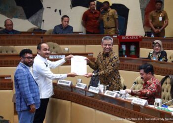 Komisi II bersama Pemerintah Sepakati RUU Perubahan UU IKN Dibawa ke Rapat Paripurna 1