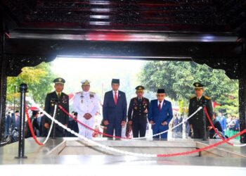 Presiden Pimpin Upacara Peringatan Hari Kesaktian Pancasila di Lubang Buaya 21