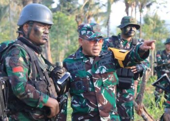 Kasdivif 2 Kostrad Tinjau Langsung Pelaksanaan Lattis Tingkat Tim Yonif Raider 509 Kostrad TA 2023 1