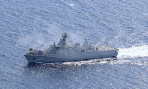 Kado Hari Jadi Ke-78 TNI, Keunggulan Fire Power KRI Frans Kaisiepo-368 Getarkan Laut Mediterania 3