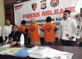 Terkait Dugaan Korupsi Pengadaan Kapal Oleh Dishub Mamuju, Ditkrimsus Polda Sulawesi Barat Tetapkan Dua Tersangka 19