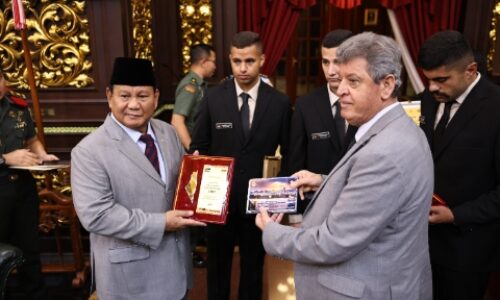 Menhan Prabowo Terima 22 Mahasiswa Palestina yang akan Kuliah dengan Beasiswa di Unhan RI 3