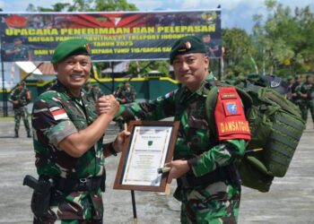 Danrem 174/ATW Pimpin Upacara Penerimaan Dan Pelepasan Satgas Pam Obvitnas PT. Freeport Indonesia 16