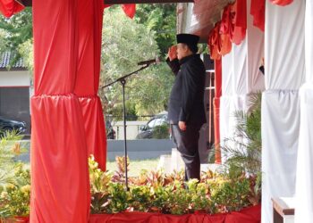 Bupati Pangandaran H. Jeje Wiradinata Pimpin Upacara Peringatan Hari Ibu 16