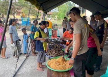 Polda NTT Berikan Bantuan Masyarakat yang Terdampak Erupsi Gunung Lewotobi di Flotim 18