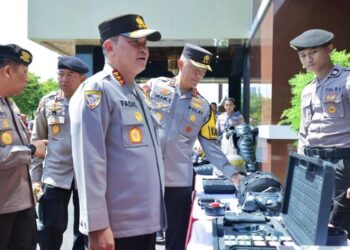 Polda Jatim Terjunkan 23 Ribu Personel Gabungan Dalam Pengamanan Pemilu 2024 19