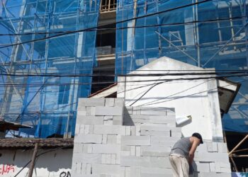 Bangunan Rumah Kost di Kebon Bawang Melanggar Izin 17