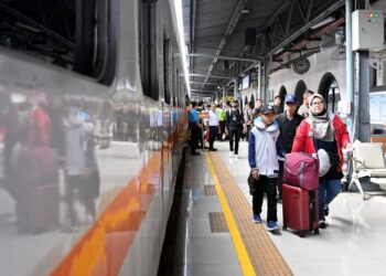 Menteri Perhubungan Mencatat Pengguna Angkutan Umum Terbanyak Pada H2 Lebaran 18