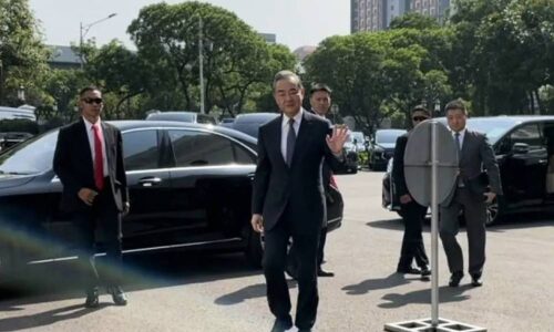 Menteri Luar Negeri China Wang Yi Temui Presiden Jokowi di Istana Kepresidenan 5