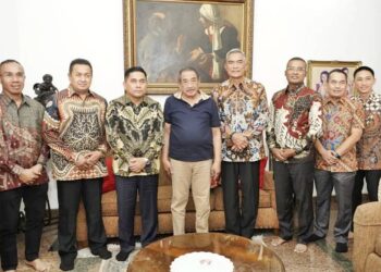 Polda Metro Jaya dan Jajaran Anjangsana ke Kediaman Mantan Kapolri 20