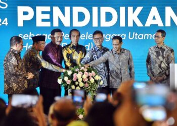 Presiden Joko Widodo Resmikan Peluncuran Pendidikan Dokter Spesialis Berbasis RSP-PU di Jakarta 19