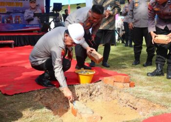 Tingkatkan Kesejahteraan Personel, Kapolda Lakukan Peletakan Batu Pertama Rusun Ditpolairud Polda Kepri 17