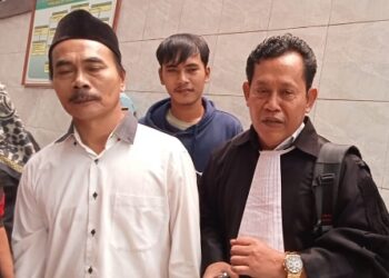 Ujang Kosasih, S.H : Sidang Terkait Penyerobotan Lahan di Desa Jayasari, Gabungan Advokat Jakarta dan Lebak Berhasil Bebaskan Tuntutan Hukum 21