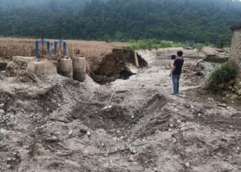 Dampak Banjir di Kecamatan Pasmah Air Keruh Kabupaten Empat Lawang Sejumlah Proyek Pemerintah Rusak 16