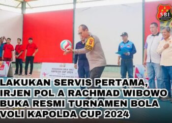Lakukan Servis Pertama, Irjen A Rachmad Wibowo Buka Resmi Turnamen Bola Voli Kapolda Cup 2024 16