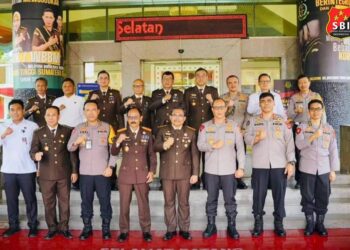 Kapolda Sumsel Irjen Rachmad Wibowo Berikan Kejutan di Hari Bhakti Adyaksa Ke 64, Harap Sinergitas Semakin Solid 19