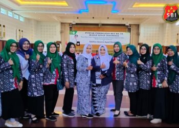 Bupati Pemalang Hadiri Puncak Peringatan HUT Ke-73 IBI, Peran Bidan Dalam Penguatan Sistem Ketahanan Nasional Pada Krisis Iklim Melalui Sinergi dan Kolaborasi 16