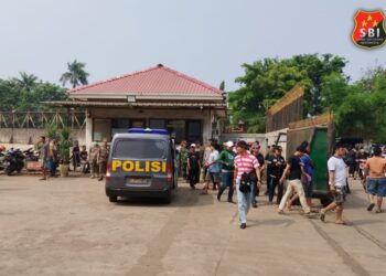 Keributan Tak Terhindarkan Akibat Pungutan Liar (PUNGLI) di Depan PT. Indonesia Voda Steel, Kelurahan Rawa Terate Jakarta Timur 1