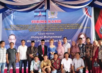 Pecah Rekor, Hidayat Muhammad Dan Dr. Wulan Purnama Sari Hidayat Suami Istri Di Lantik Jadi DPRD Kabupaten Empat Lawang 20