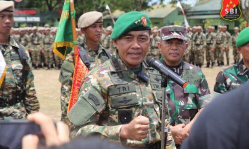 20240910_115821 Panglima Kodam VI/Mulawarman Mayjen TNI Tri Budi Utomo Tutup Latsarmil Komcad TA 2024 4