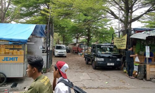 "Aset Pemda" Seluas -+2500 Meter Jadi Bisnis Parkir Mobil Pribadi, Pemerintah Kelurahan dan Kota Diminta Bertindak 4