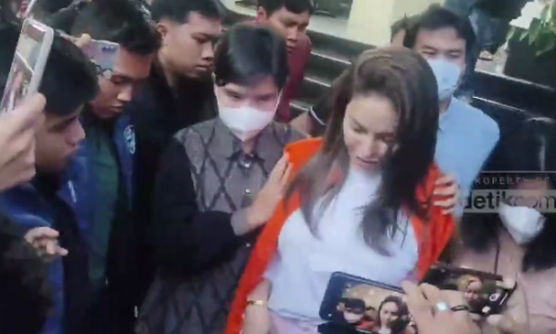 Nikita Mirzani Ditahan Terkait Dugaan Pemerasan Rp 4 M 3