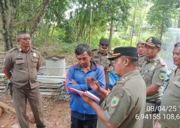 Warga Cigarukgak Kuningan Kecewa, Laporkan Perusahaan yang Tetap Bangun BTS Meski Sudah Disegel Satpol-PP Kuningan 14