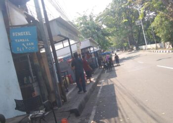 Loksem JU 07 Sudin PPKUKM Jakut Diprotes, Warga Sunter Jaya: Tidak Ada Untuk Parkir Harus Dievaluasi 18