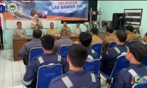 16 Warga Kepulauan Seribu Mendapat Pelatihan Khusus Las Bawah Air, Plt Kasudin Nakertransgi: Ini Kesempatan yang Luar Biasa 3