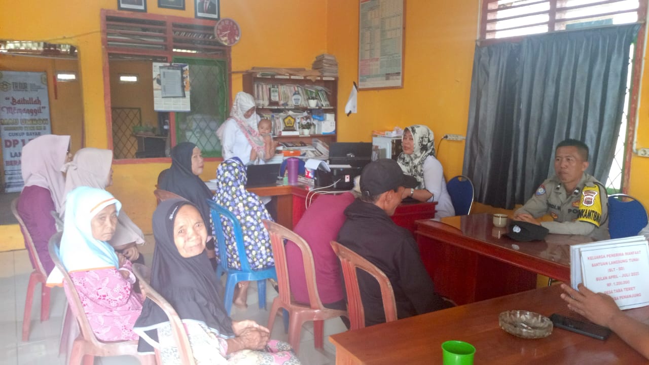 Bantuan Langsung Tunai Dicairkan, Kades Taba Teret Bengkulu Ajak Warga Gunakan Secara Bijak 2 Bantuan Langsung Tunai Dicairkan, Kades Taba Teret Bengkulu Ajak Warga Gunakan Secara Bijak 2