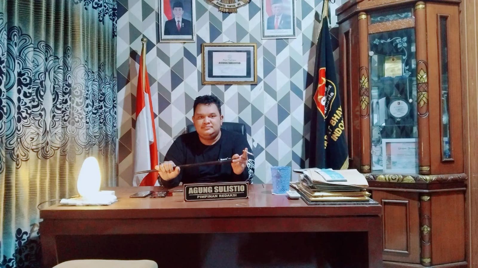 Pimred SBI Apresiasi Komitmen Presiden Prabowo Berantas Galian C Ilegal Hingga Aktor Dibaliknya 1 Pimred SBI Apresiasi Komitmen Presiden Prabowo Berantas Galian C Ilegal Hingga Aktor Dibaliknya 1