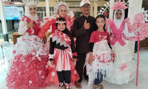 Semarak Karnaval HUT RI ke-80 di Desa Nyamplungsari, Warga Tumpah Ruah di Jalanan 3