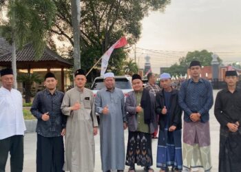 Subuh Berjamaah, Shalat Gaib & Dzikir Akbar di Masjid Al-Imam Majalengka: Doa Bersama untuk Keselamatan Negeri 16
