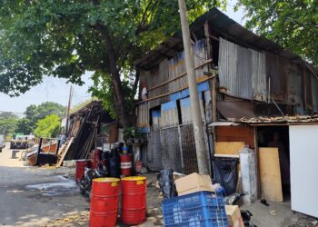 Pelaku Usaha Oli Bekas di Jalur Hijau Sunter Agung Diduga Cemari Lingkungan 19