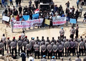 Aksi Demonstrasi di Pangandaran Berlangsung dengan Aman Berkat Kepiawaian Kapolres Pangandaran 13