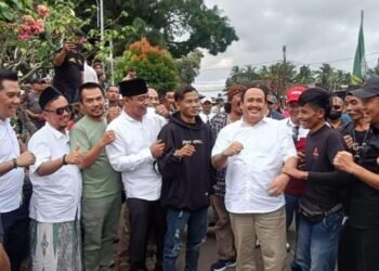 Mantan Bupati Pangandaran H. Jeje Wiradinata Hadiri Aksi Damai di DPRD Pangandaran, Suasana Hangat dan Kondusif 15
