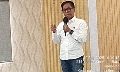 WhatsApp Image 2025-09-19 at 14.36.27_13f7abd1 Drs. Mamat Rahmat, Anggota DPRD Provinsi Jawa Barat, Mengadakan Sosialisasi Peraturan Daerah Nomor 5 Tahun 2023 tentang Optimalisasi BPJS Ketenagakerjaan di Kecamatan Ujung Berung 4