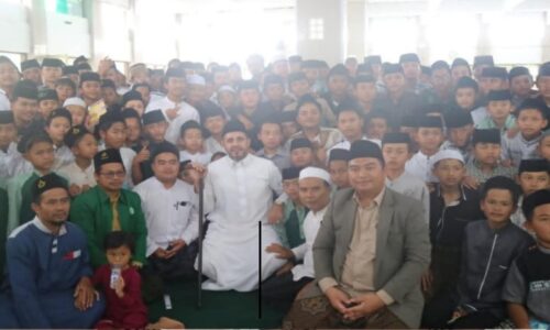 Cicit Ulama Besar Dunia Syeikh Abdul Qadir Al-Jailani Kunjungi Pesantren Nurul Barokah Majalengka 3