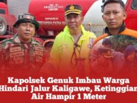 Kapolsek Genuk Imbau Warga Hindari Jalur Kaligawe, Ketinggian Air Hampir 1 Meter 11
