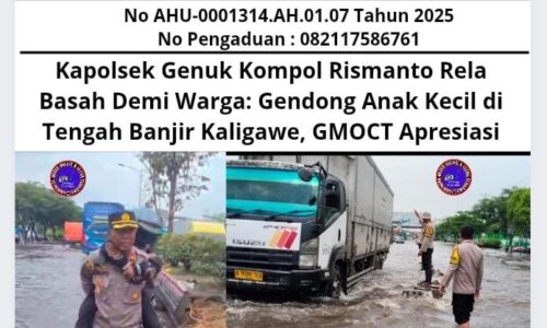 Kapolsek Genuk Kompol Rismanto Rela Basah Demi Warga: Gendong Anak Kecil di Tengah Banjir Kaligawe, GMOCT Apresiasi 5