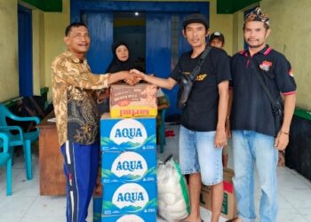 Gerak Cepat Kabiro SBI Pekalongan, Sufa Irawan Salurkan Bantuan untuk Tirto, Wonokerto, dan Wiradesa 16