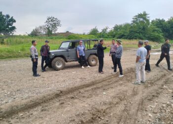 Diduga Cantumkan Atribut Polri, Sosialisasi Tambang Sirtu di Kuningan Jadi Sorotan 20