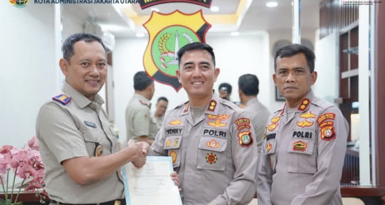 Kantah Jakarta Utara Serahkan Sertifikat Aset Milik Instansi Polri 2