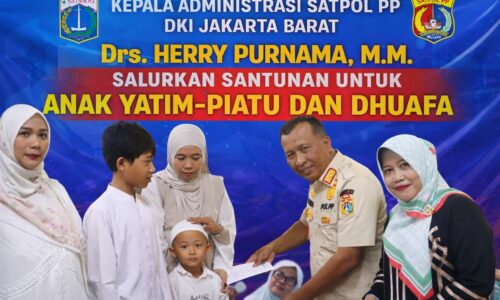 Kepala Administrasi Satpol PP DKI Jakarta Barat Drs. Herry Purnama, M.M. Salurkan Santunan untuk Anak Yatim-Piatu dan Dhuafa 4